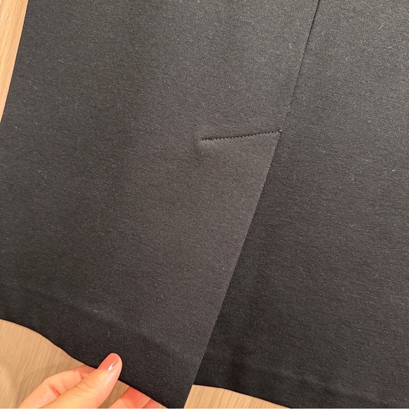 Theory Black Stretchy Pencil Skirt - M - Picture 3 of 6